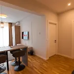 Escapism - Premium 1br With Parking Apartment Bucharest