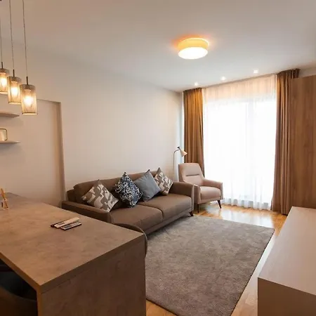 Escapism - Premium 1br With Parking Apartment Bukarest