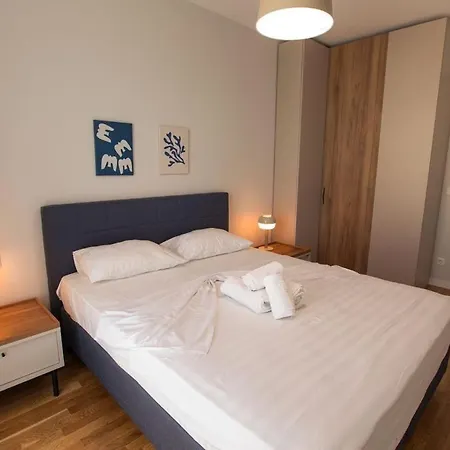 Escapism - Premium 1br With Parking