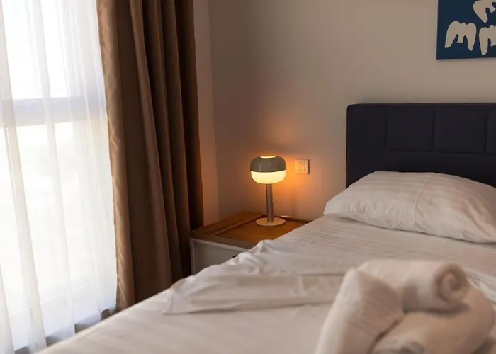 Escapism - Premium 1br With Parking