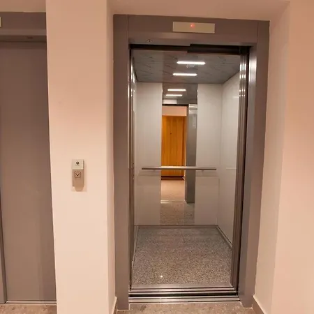 Escapism - Premium 1br With Parking *